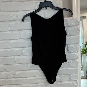 BLACK BODYSUIT